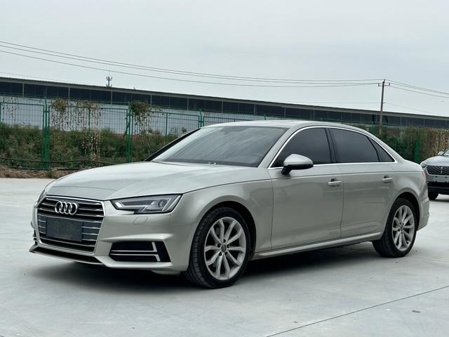 Audi A4L 2018 30th anniversary model 40 TFSI aggressive type