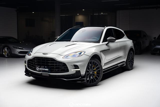 Aston Martin DBX 2023 4.0T V8 707