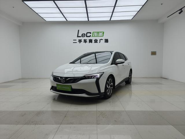 Micro Blue 6 PHEV 2022 connected and shared type