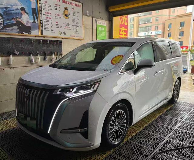 Tengsten D9 EV 2022 600 4WD Flagship