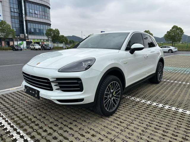 Cayenne E-Hybrid 2019 Cayenne E-Hybrid 2.0T