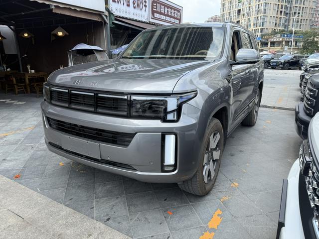Beijing off-road BJ60 Thunder 2024 Magic four-wheel drive Advanced edition seven-seater