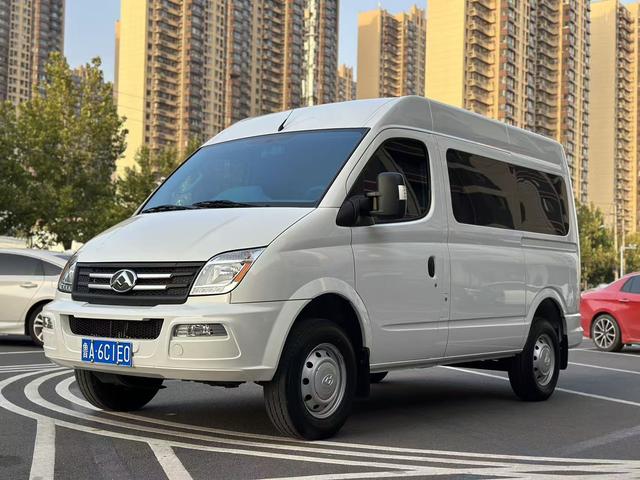 Xintu V80 2023 2.0T manual classic Aoyuntong short shaft mid-top 7-9 seats