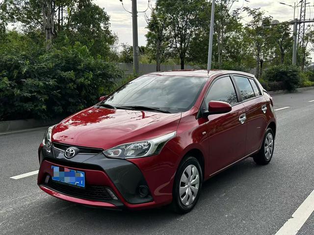 YARiS L Zhixiang 2019 1.5E CVT Phantom Edition National VI