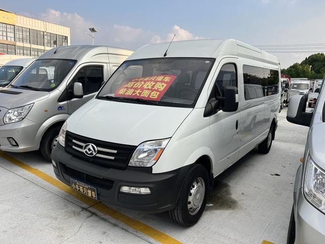 New Way V80 2019 Classic 2.5T 6-Speed Manual AoT Long Axle Mid-Roof 7-Seater