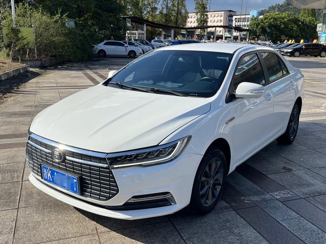 Qin 2019 1.5L Automatic Deluxe