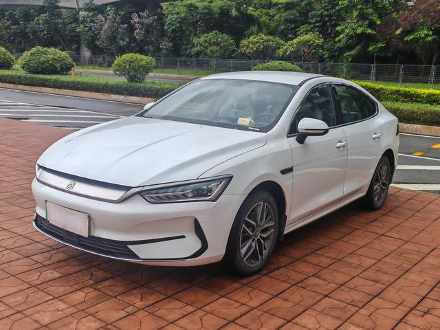 Qin PLUS EV 2024 Glory Version 510KM Leading Type