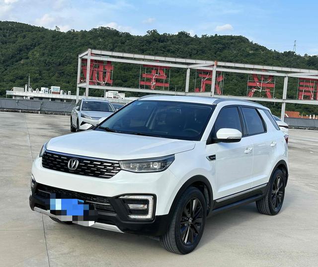 Changan CS55 2019 1.5T automatic dazzling type country VI