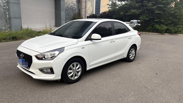 Rena 2017 1.4L automatic Jump version Country V
