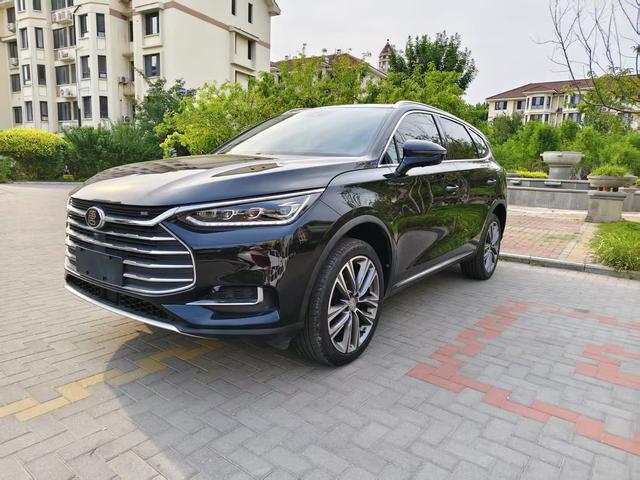 Tang 2019 model 2.0T automatic Zhilian Zunyue type 7-seater Country VI
