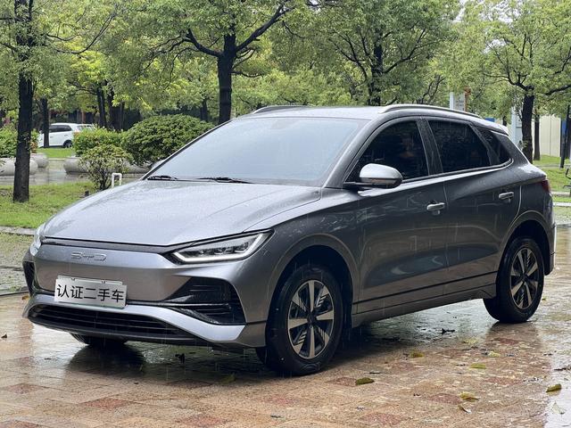 BYD e2 2023 Luxury
