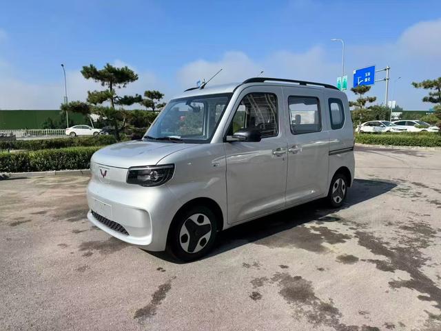 Wuling Zhiguang EV 2025 Comfort Type