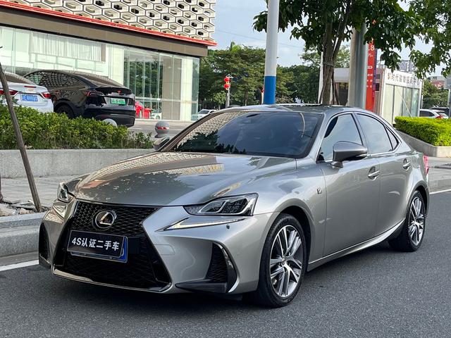 Lexus IS 2017 300 F SPORT Edition