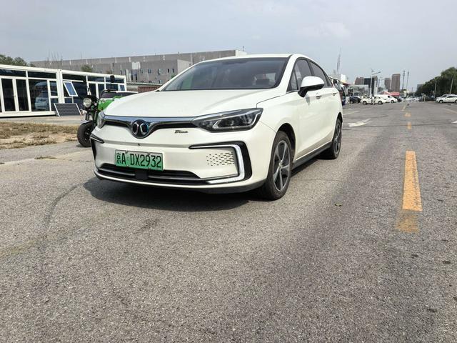 Beijing EU5 2020 Classic R550 Smart Collar Edition