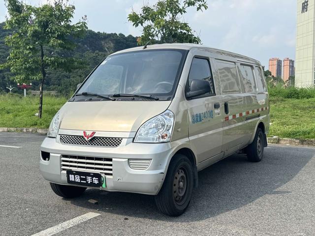 Wuling Rongguang EV 2022 Basic Window Car with 2 Penghui Batteries