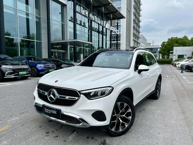 Mercedes-Benz GLC 2023 GLC 260 L 4MATIC Dynamic 5-Seater