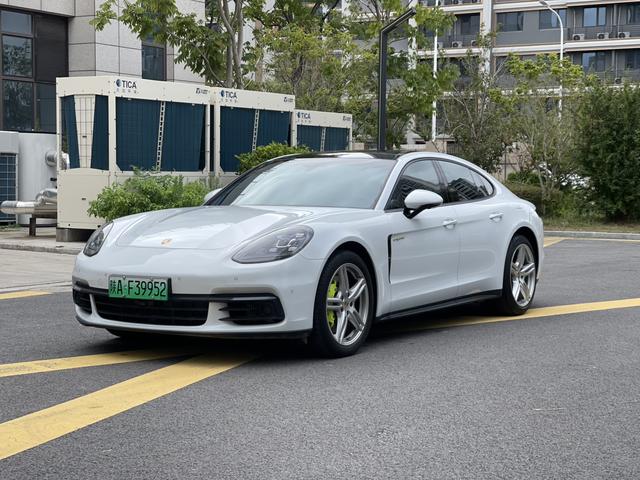 Panamera E-Hybrid 2018 Panamera 4 E-Hybrid 2.9T