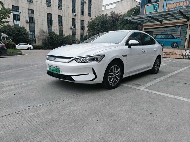 QIN PLUS EV 2023 Champion Edition 510KM LEADER