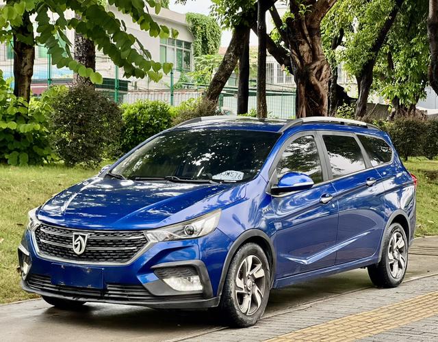 Baojun 310W 2018 1.5L automatic luxury National V
