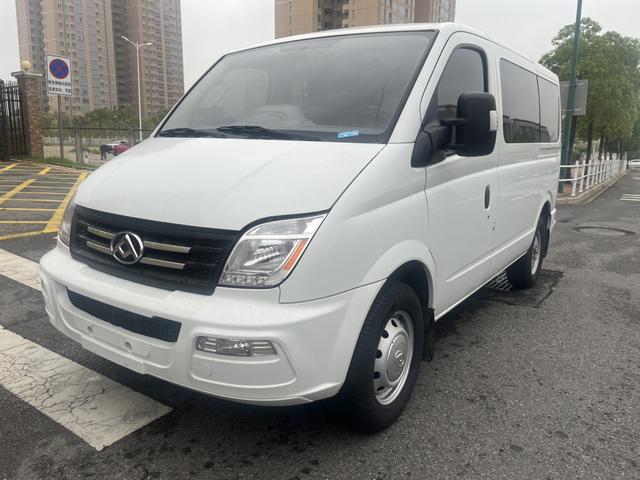Xintu V80 2021 PLUS 2.0T 6-speed manual city version short axis ultra-low top 5/6 seats