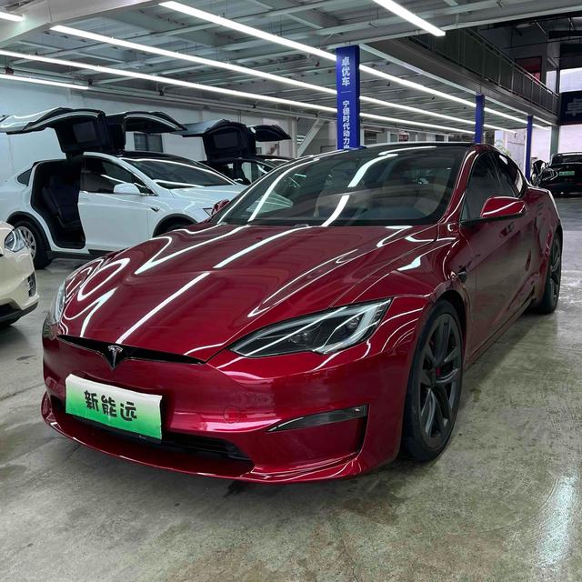 Model S 2023 Plaid version three-motor all-wheel drive version