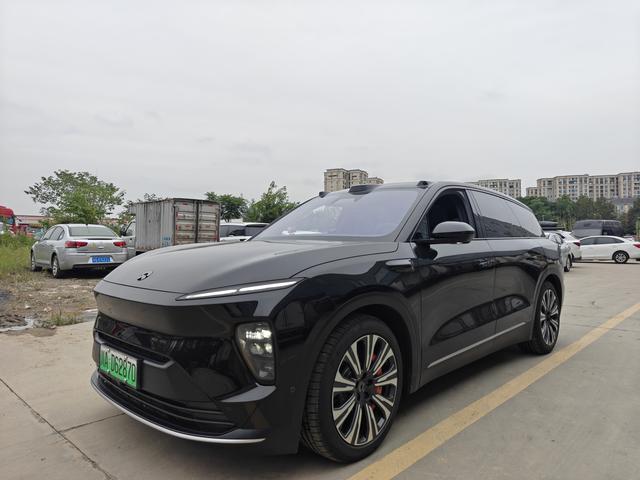 Nio ES8 2024 model 75kWh