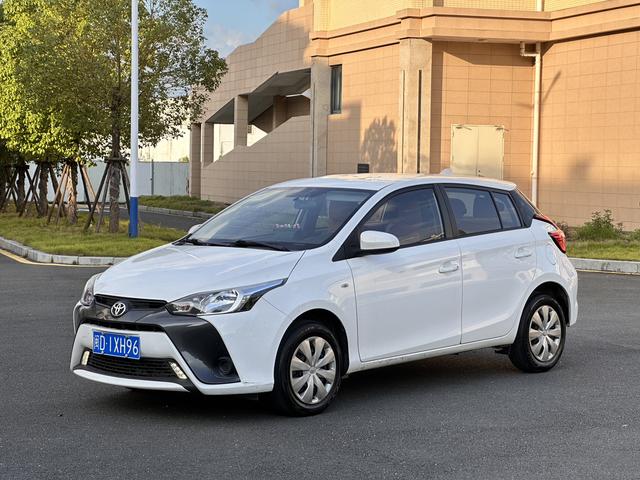 YARiS L Zephyr 2020 1.5L CVT Leader