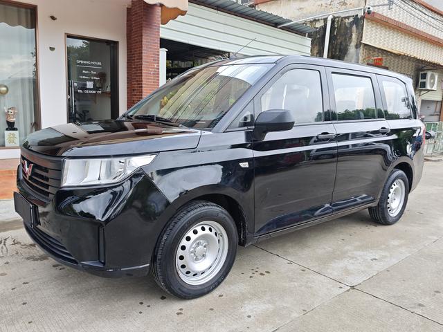 Wuling Hongguang PLUS 2020 1.5L manual Standard 5-seater