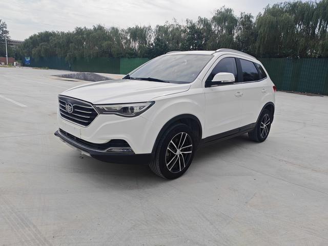 Pentium X40 2018 Net Red version 1.6L manual luxury