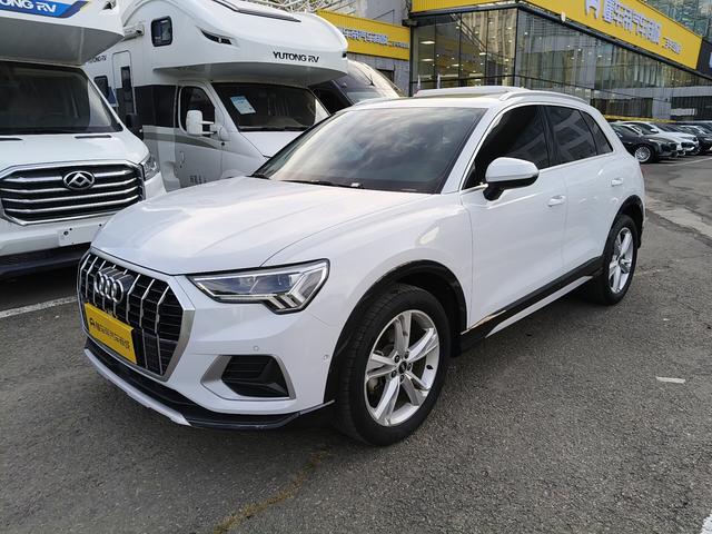 Audi Q3 2021 35 TFSI Stylish Elegance