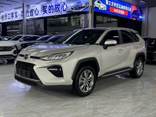Veranda 2021 2.0L 2WD Deluxe