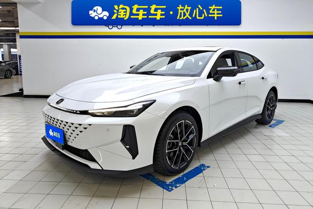 Changan UNI-V Smart iDD 2024 Blue Whale Smart iDD 136km Smart Cool Type