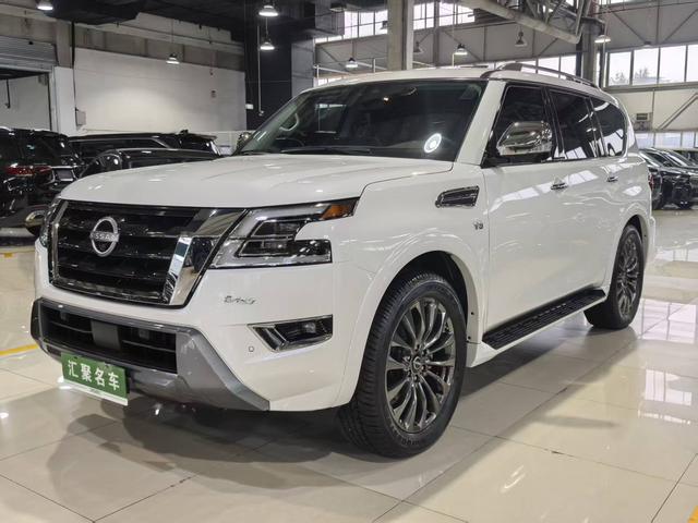 Tourer 2023 5.6L V8 Armada Ultimate Edition