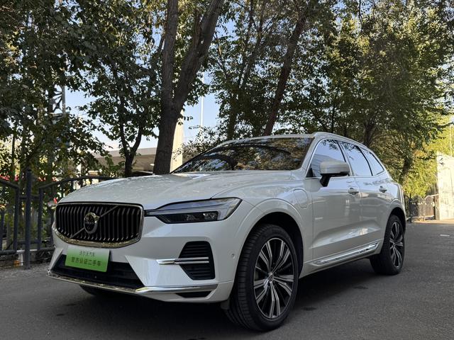 Volvo XC60 PHEV 2023 T8 four-wheel drive long battery life Zhiyuan Deluxe Edition