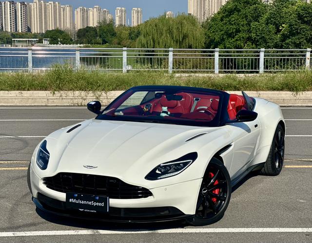 Aston Martin DB11 2020 4.0T V8 Volante