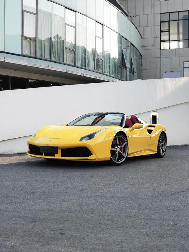 Ferrari 488 2015 GTB