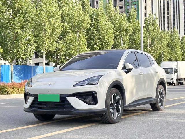 Baojun Yunhai PHEV 2024 140km plug-in hybrid version