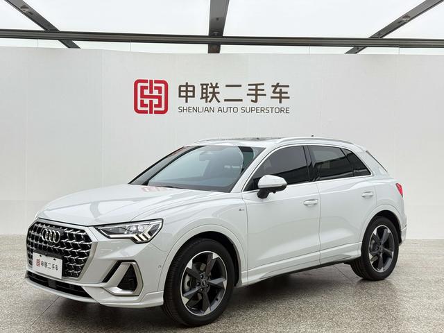 Audi Q3 2024 35 TFSI Stylish Dynamic