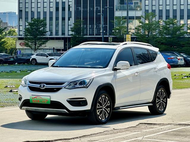 Song DM 2017 1.5TID All-Wheel Drive Luxury