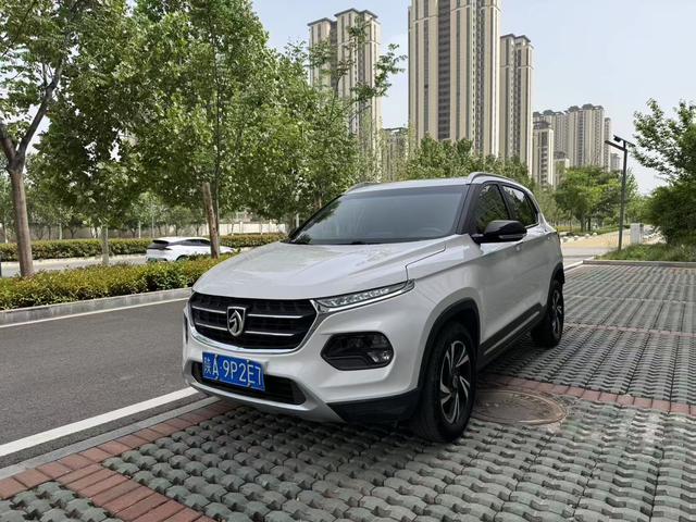 Baojun 510 2017 1.5L automatic fashion type