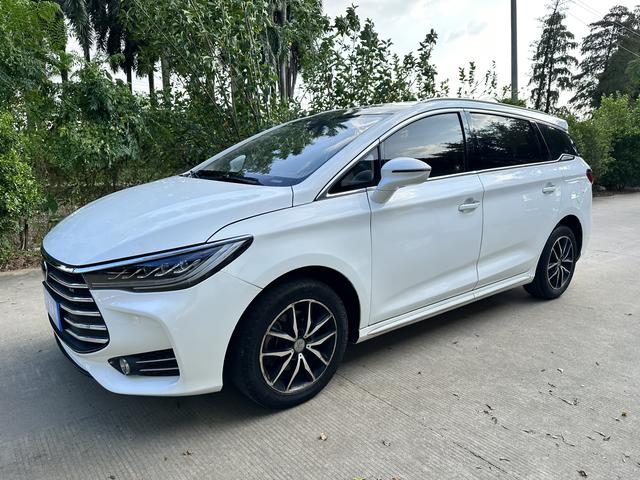 Song MAX 2017 1.5T Automatic Intelligent Elite 7-seater