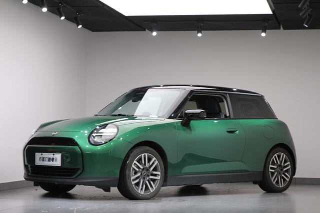 Electric MINI COOPER 2024 COOPER E classic