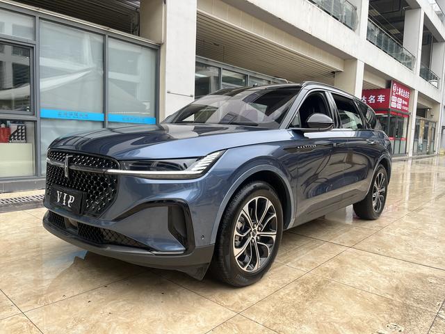 Voyager 2023 2.0T 4WD Premium Edition