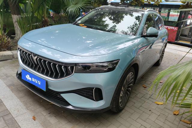 Arcturus FREE 2021 4WD Standard Extended Range Exclusive Luxury Package
