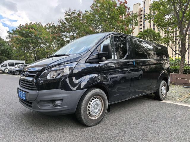 Transit 2020 2.0T Diesel Utility Commercial Vehicle Center Axle Low Roof Double Opening Tailgate National VI
