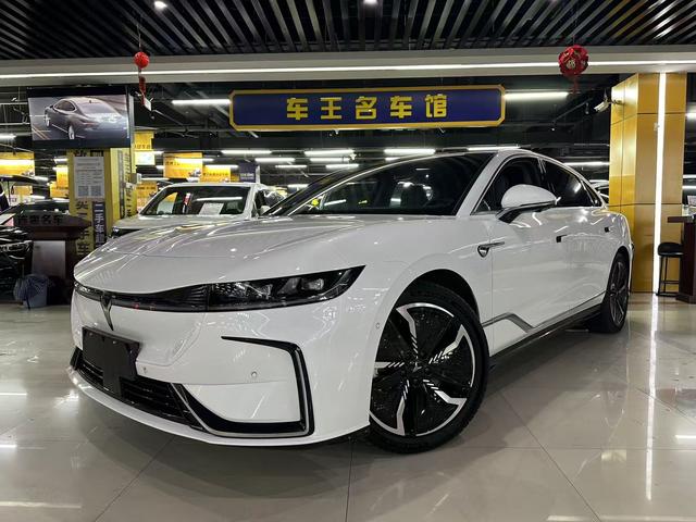 Lantu Chasing Light EV 2023 580km Standard Battery Life Version
