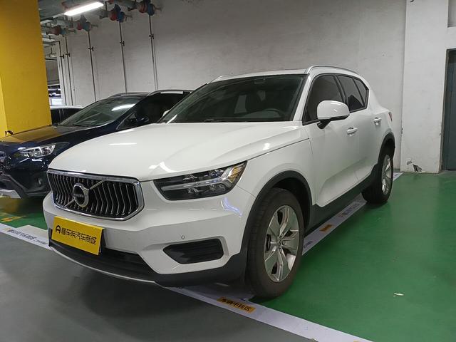 Volvo XC40 2021 T3 Intelligent Fashion Edition