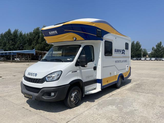 Iveco Ousheng 2022 3.0T automatic four-wheel drive 4-seater original customized version