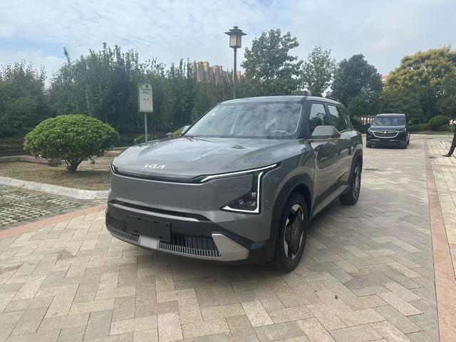 Kia EV5 2025 model 530 Light