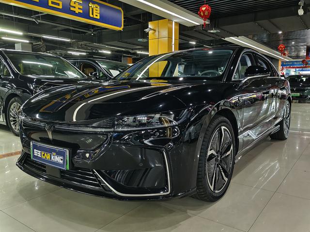 Lantu Chasing Light EV 2023 580km Standard Battery Life Version